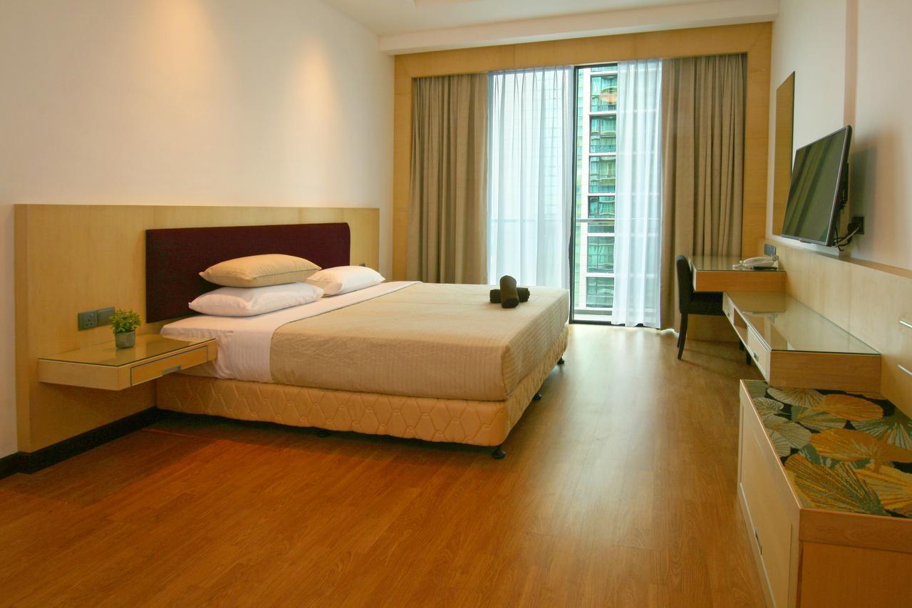 Bernard Holiday Home 2 @ Boulevard Imperial Suite Kuching Exterior foto